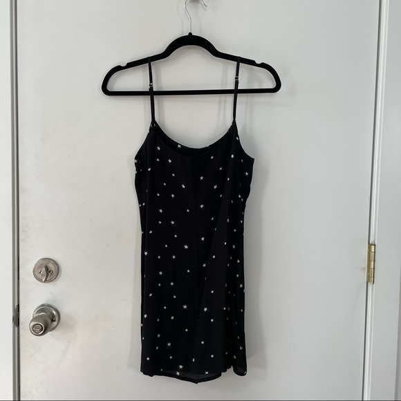 Reformation Lindsay Dress | Satellite | Size 4 - Picture 2 of 3